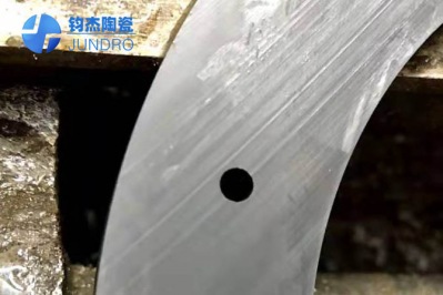 在星空彩票app最新永久域名下载上打孔的要领